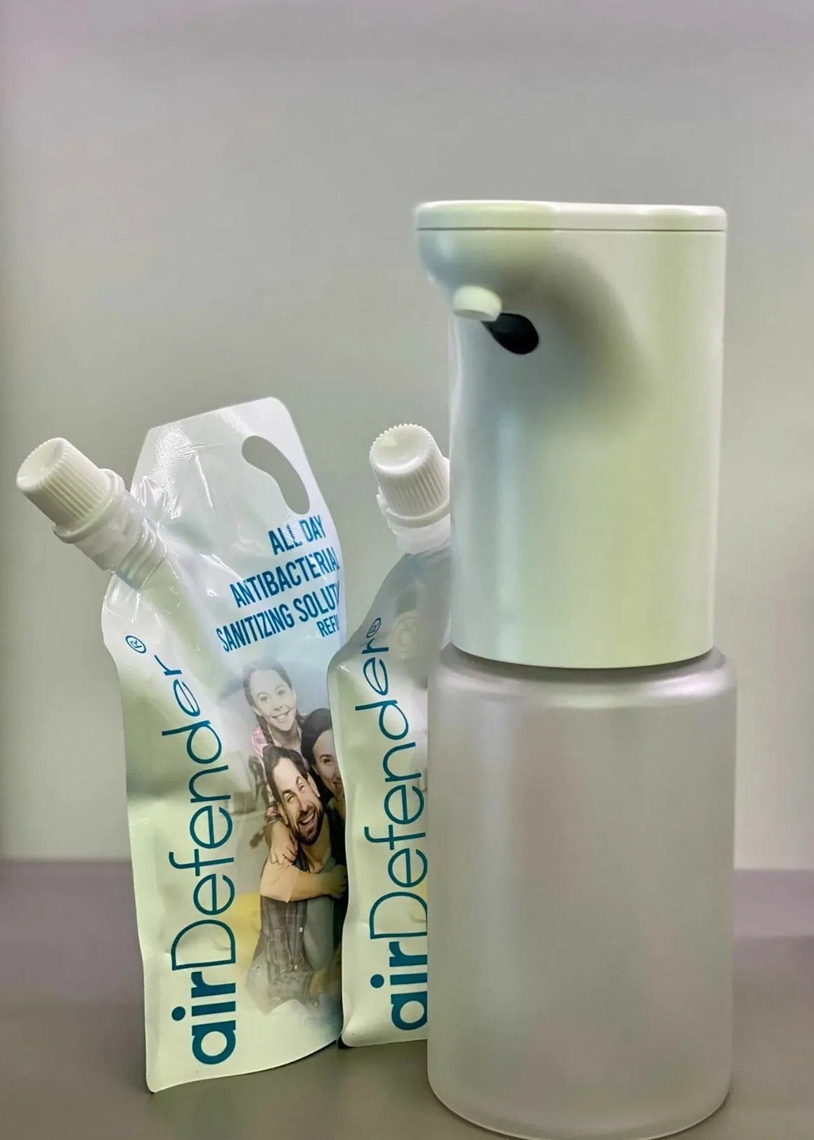 airDefender 感應式噴霧機|量子抗菌溶液|霧化機|抗菌塗層 {6月14截單;預計10-14 工作天發貨}