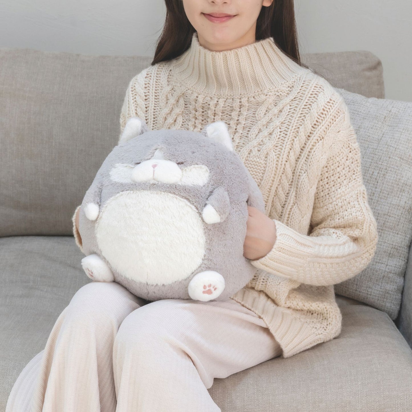 日本JP直送 新品! 「貓咪宣言」滾輪式手套 毛絨貓咪抱枕手套{10月30截單;預計10-14工作天發貨}