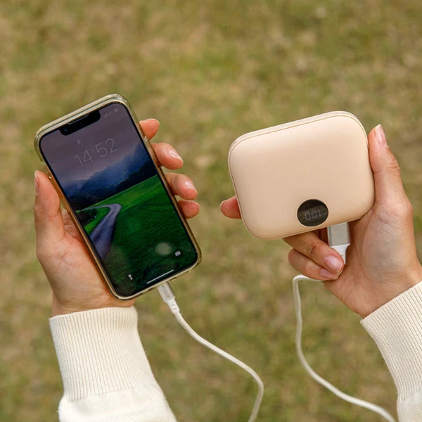日本JP直送 Coolean USB 充電暖手寶,行動電池,溫暖 POMI 口袋暖寶,9600mAh {10月30截單;預計10-14 工作天發貨}
