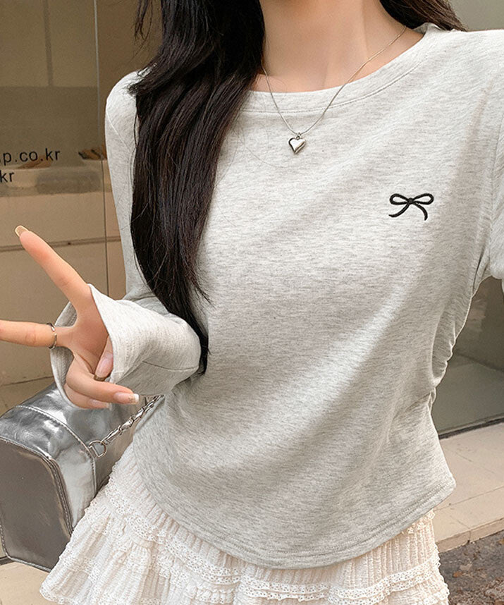 日本JP直送 上衣《蝴蝶結刺繡圓領上衣 4色選配》直送 {11月30截單;預計10-14工作天發貨}