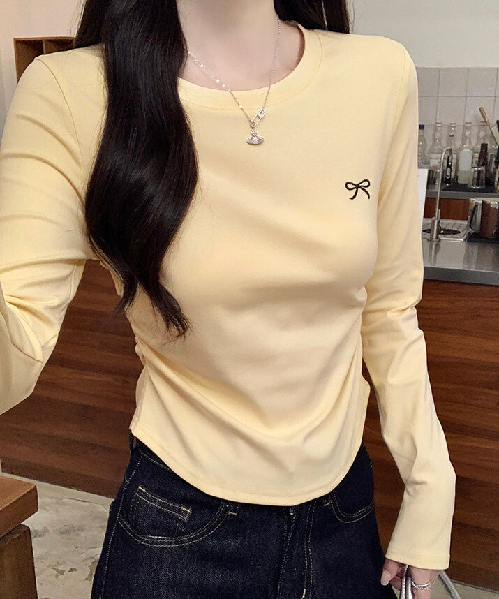 日本JP直送 上衣《蝴蝶結刺繡圓領上衣 4色選配》直送  {11月30截單;預計10-14工作天發貨｝