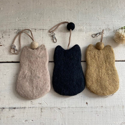 日本JP 直送  羊毛氈鯰魚鑰匙包{11月30截單;預計10-14工作天發貨｝