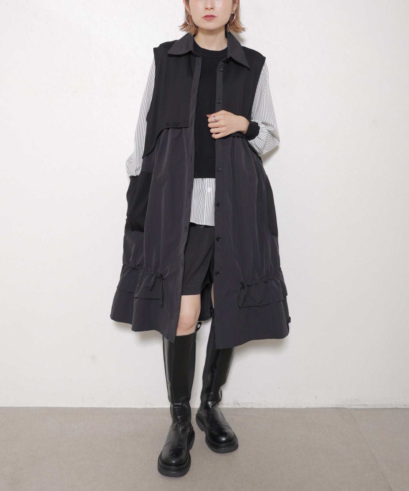 日本JP直送   腰部拱起，對比色布料，抽繩下擺，前開背心，2025 年新款 {11月30截單;預計10-14工作天發貨｝