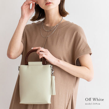 日本JP直送  [肩背包] 木質手柄 2Way 智慧型手機肩背包、斜背包 [合成皮革] ｛1月15截單;預計10-14 工作天發貨｝