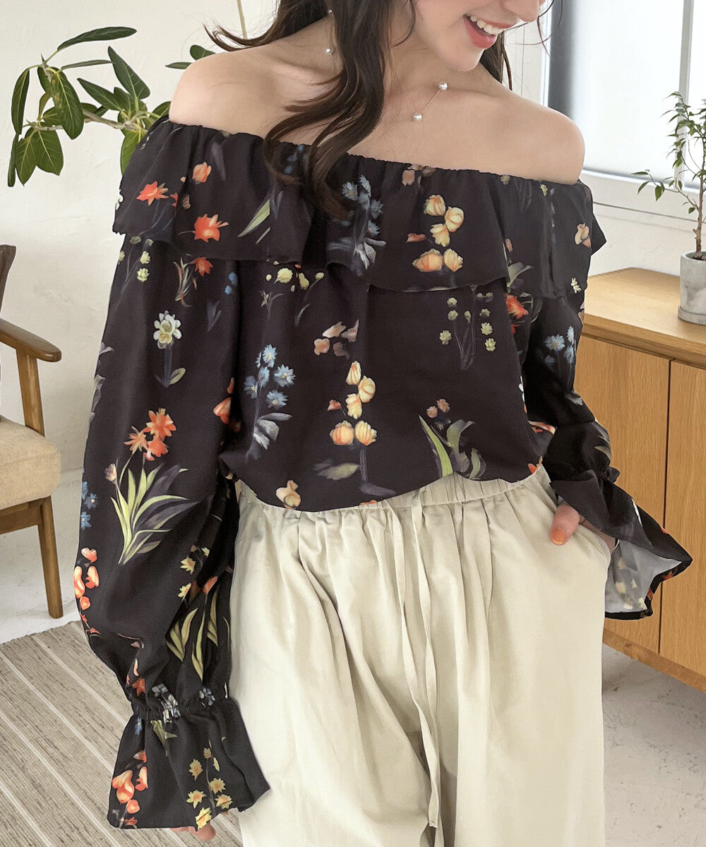 日本JP直送  【2025新品♪】碎花荷葉邊露肩襯衫{11月30截單;預計10-14工作天發貨｝