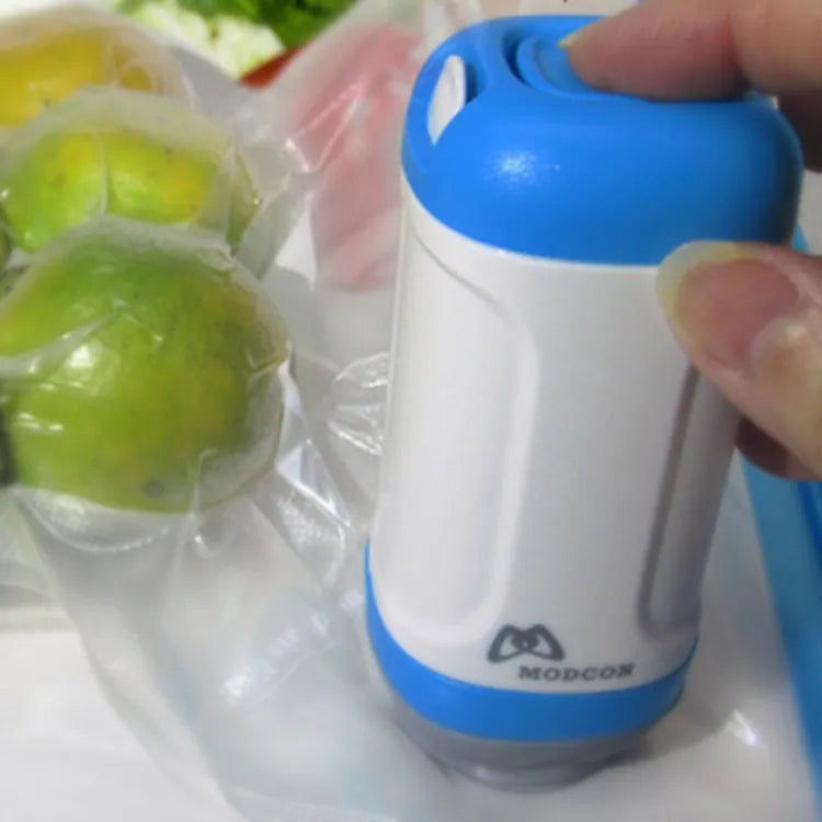 旅人血拼真空器套裝 <不挑真空袋喲> (set 裝包括1泵,1小袋,1大袋, 5食物袋) {1月31截單;預計10-14工作天發貨｝