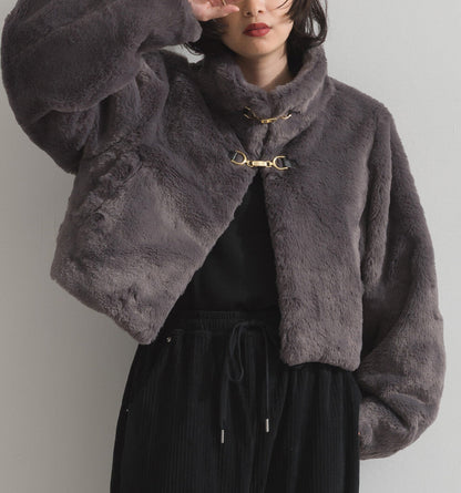曰本JP直送  兔毛風格生態皮草短版大衣（附銜扣）[2025 秋冬新品] {11月30截單;預計10-14工作天發貨｝