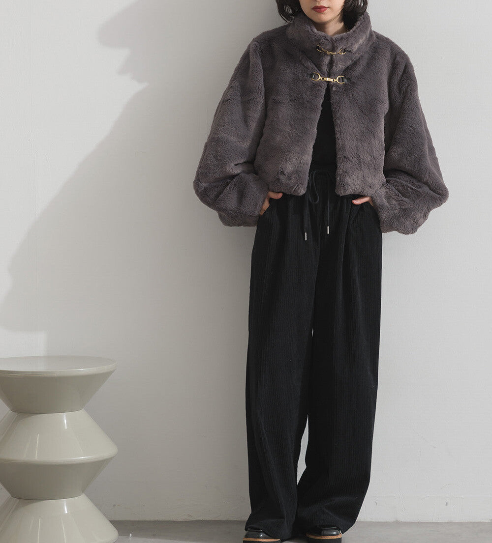 曰本JP直送  兔毛風格生態皮草短版大衣（附銜扣）[2025 秋冬新品] {11月30截單;預計10-14工作天發貨｝