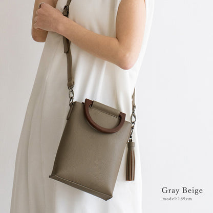 日本JP直送  [肩背包] 木質手柄 2Way 智慧型手機肩背包、斜背包 [合成皮革] ｛1月15截單;預計10-14 工作天發貨｝