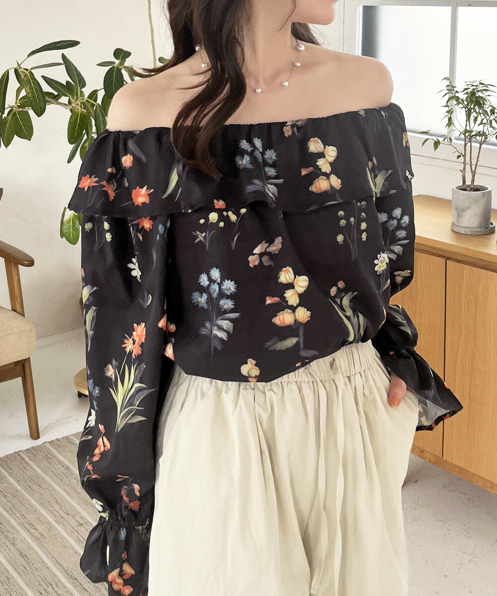 日本JP直送  【2025新品♪】碎花荷葉邊露肩襯衫{11月30截單;預計10-14工作天發貨｝