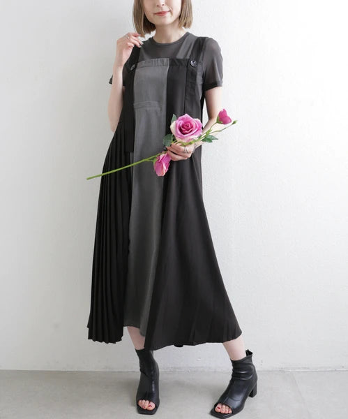 日本JP直送  不對稱色褶襉背帶裙 2025SS 新款{11月30截單;預計10-14工作天發貨｝