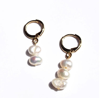 [日本製] 淡水珍珠鉤耳環｛11月30截單;預計10-14工作天發貨｝